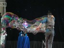 Spectacle de bulles de savon géantes