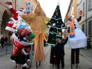 Christmas parade on stilts