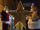 Christmas parade on stilts