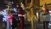 Christmas parade on stilts